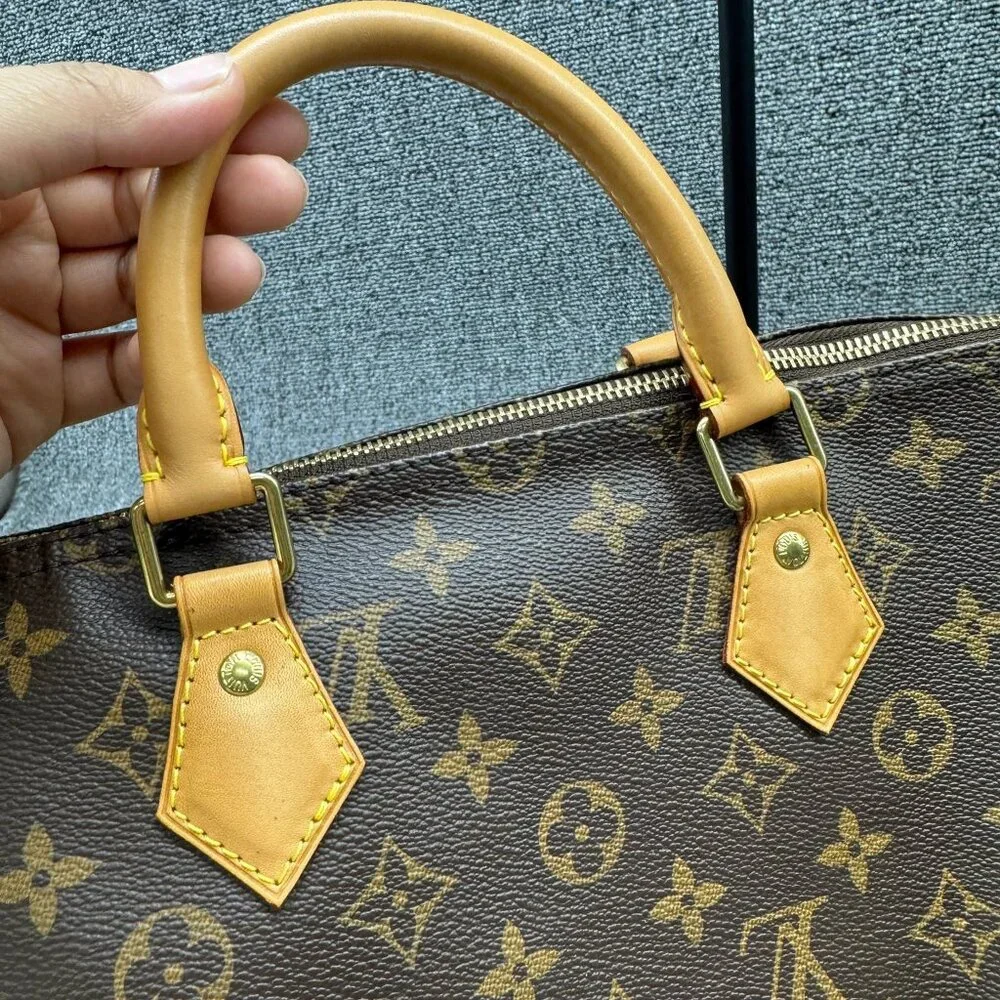 Louis Vuitton Speedy 35 Brown Monogram Canvas Tote 699-062425